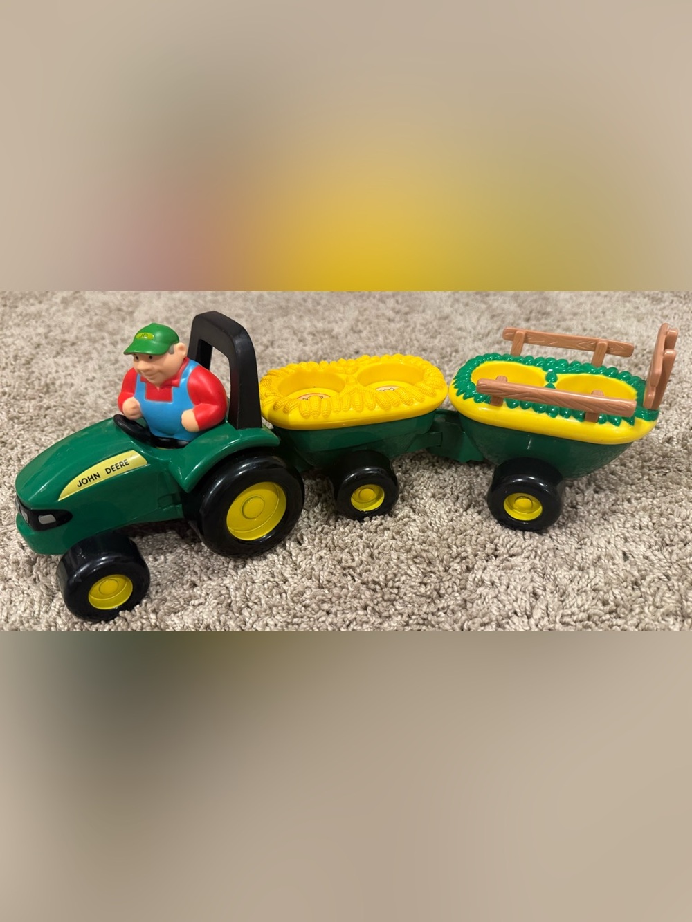 TOMY John Deere Animal Sounds Tractor Hay Wagon Live Stock Farmer Tested